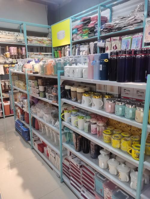 中东路小百货批发零售店 一站式生活用品采购首选